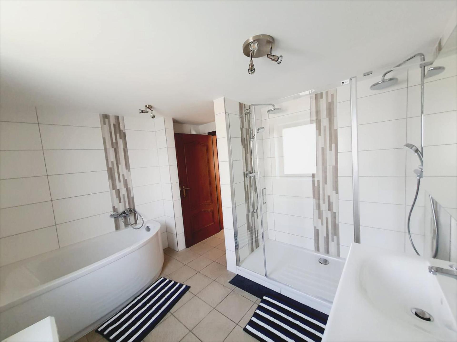 Maison De Vacances Situee Entre Liege, Tongres Et Vise Slins ภายนอก รูปภาพ