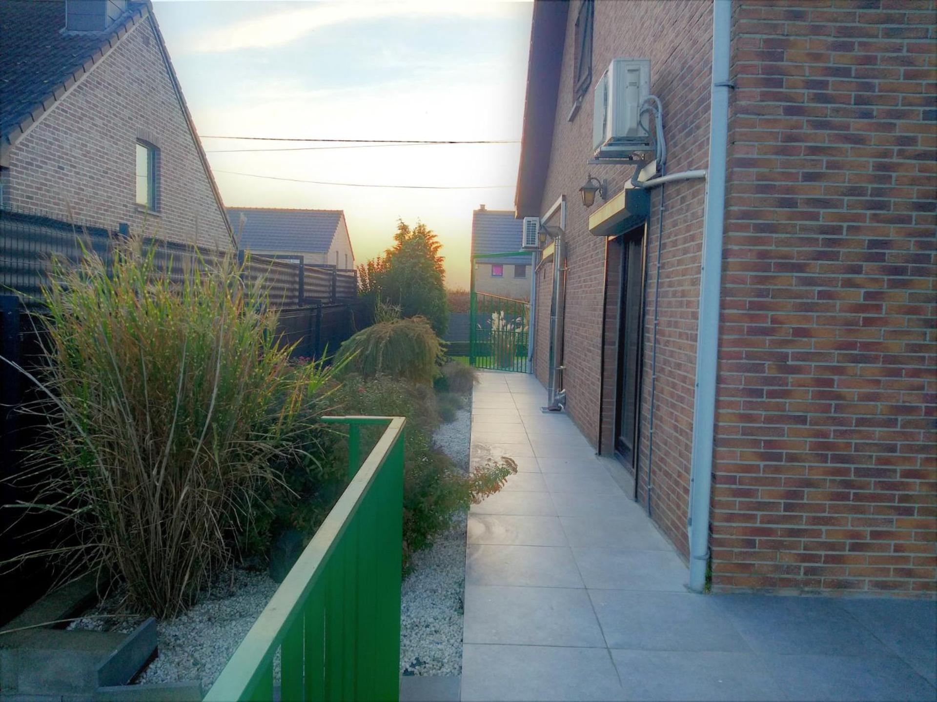 Maison De Vacances Situee Entre Liege, Tongres Et Vise Slins ภายนอก รูปภาพ